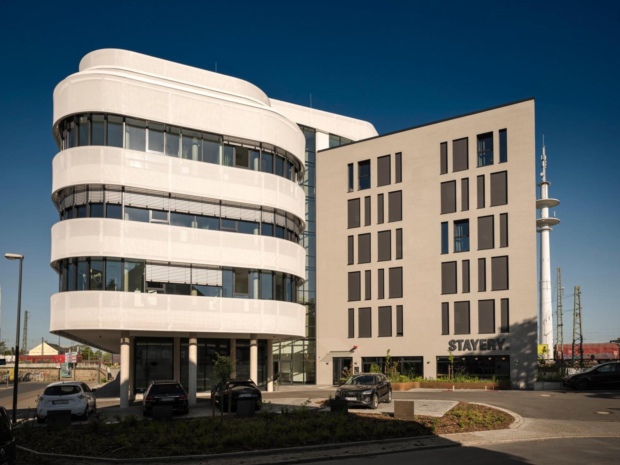 Stayery Guetersloh Hauptbahnhof Buitenkant foto